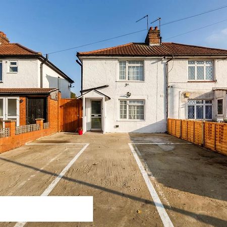 CarshaltonCosy Private Flat In London, Free Parking On Premiseアパートメント エクステリア 写真